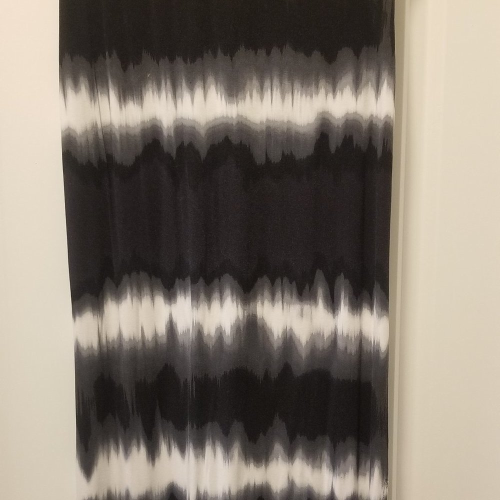 *LIKE NEW* Women's Small a.n.a. Tie Dye Maxi Skirt